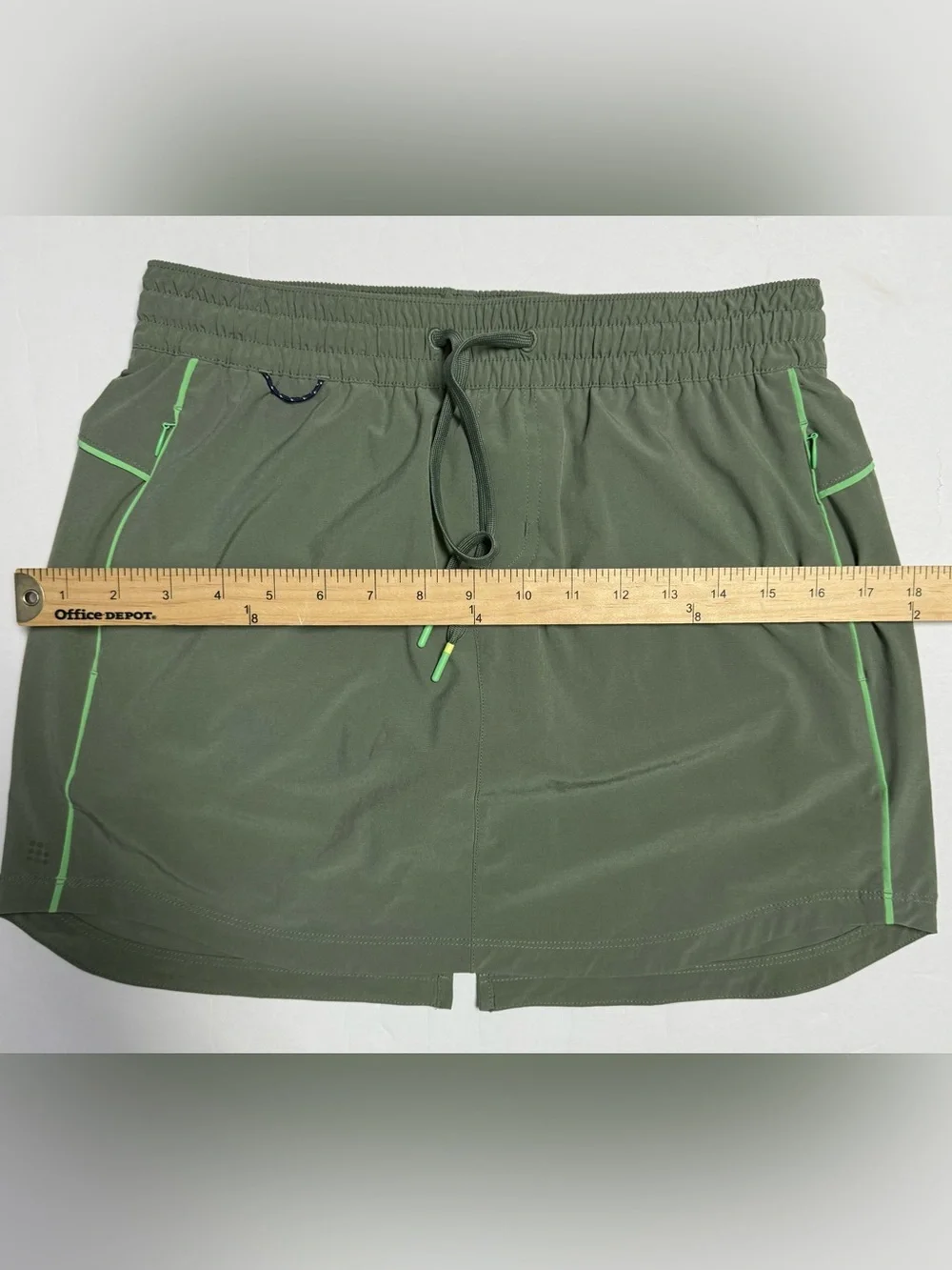 Title Nine Bidwell Olive Green Drawstring Skort women’s size XS